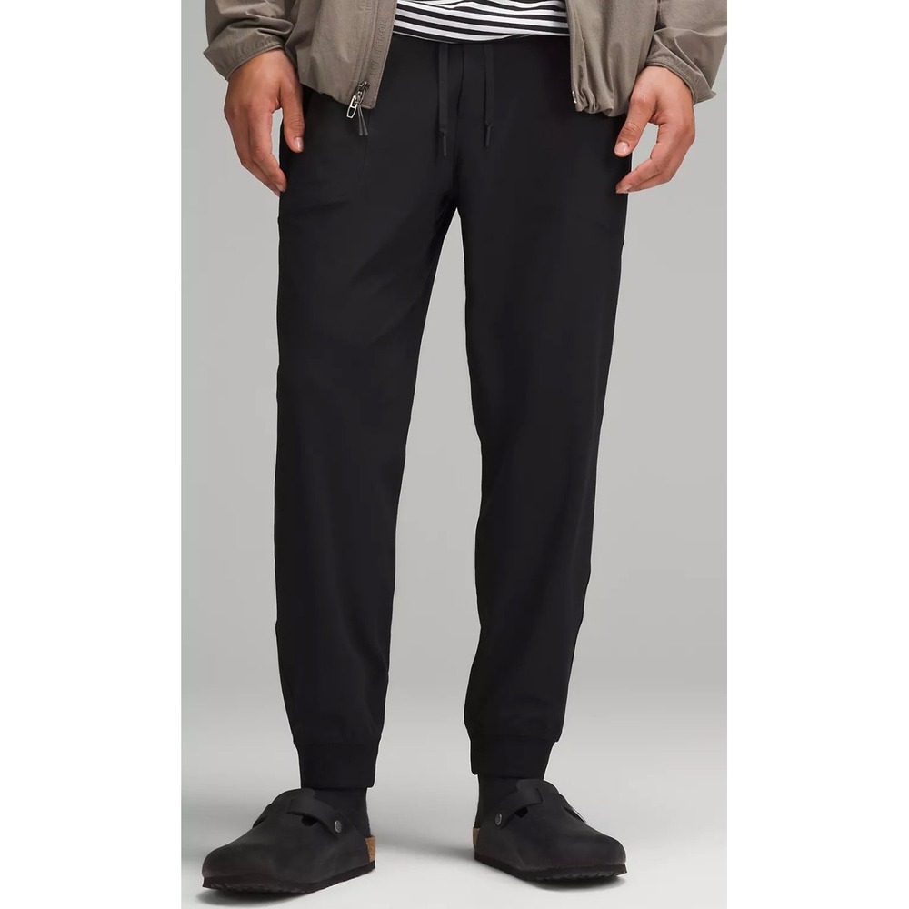 lululemon Men's ABC Warpstreme black Jogger large Regular tapered Athleisure